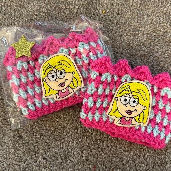 Accessories - set of 2 lizzie mcguire cozy drink sleeve